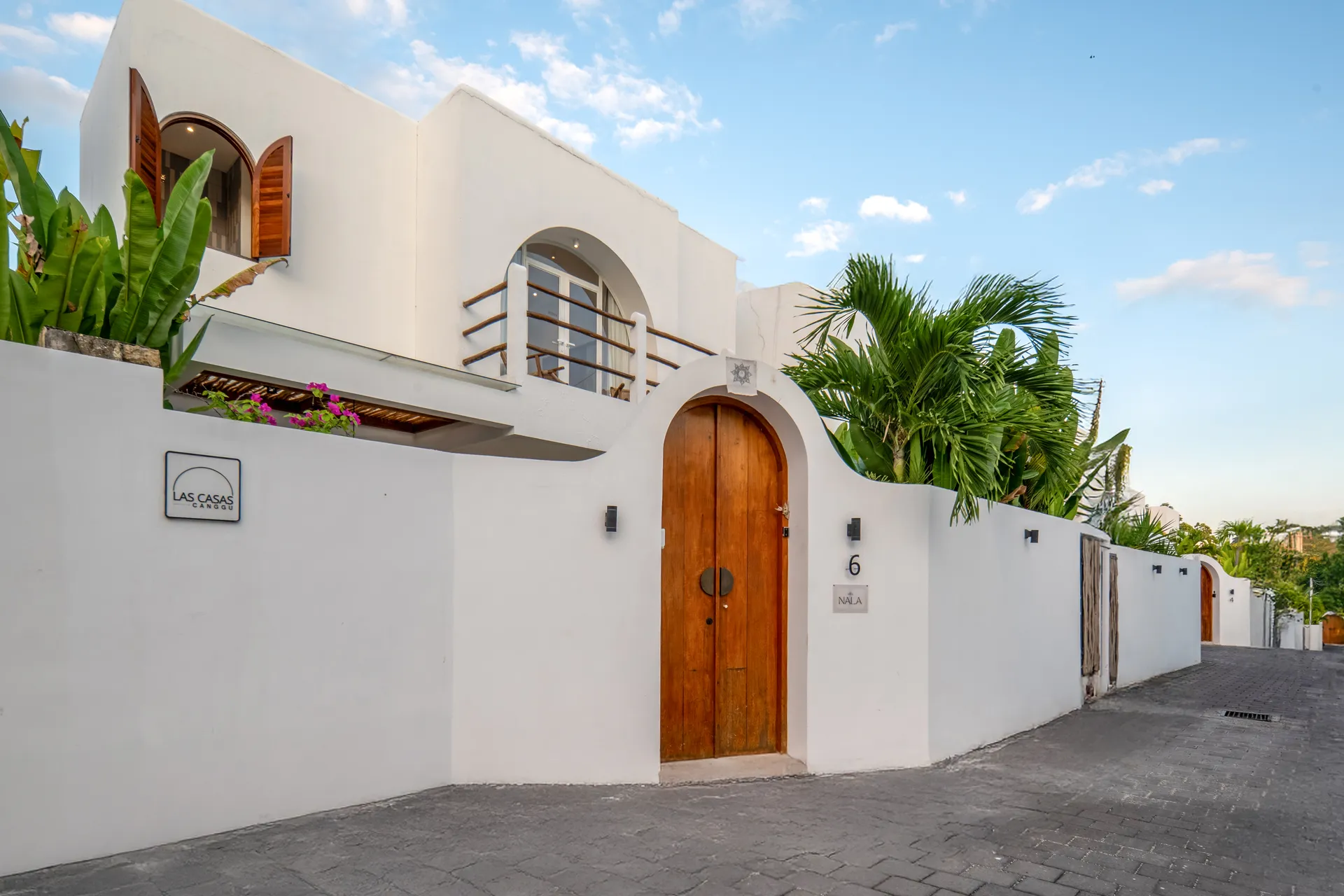 Villa Nala Canggu, 1 BR Relaxing Villa with Balcony in Canggu