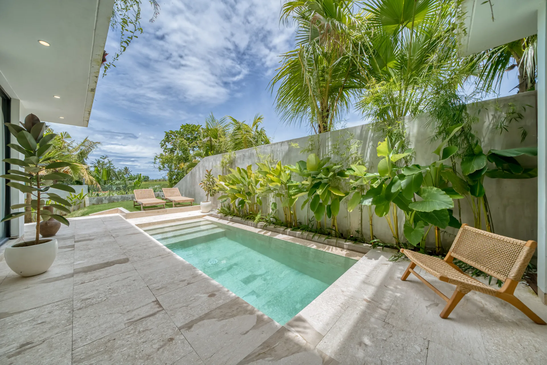 Villa Salamanca Bali Pererenan, 3-Bedrooms Modern Villa with Ricefields View